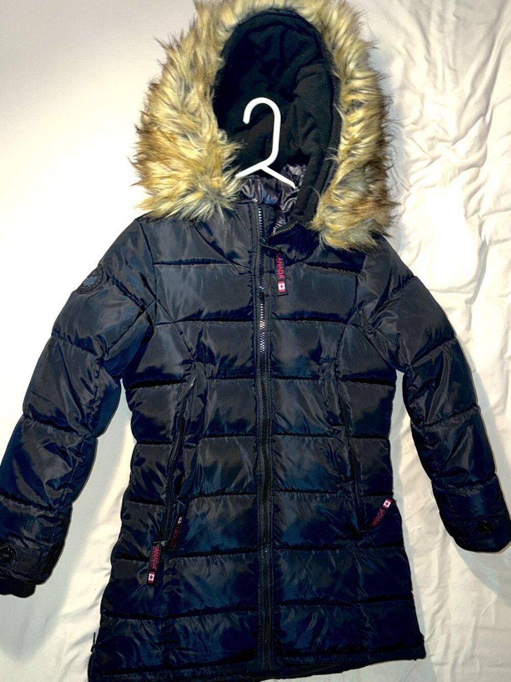 Canada Weather Gear Women's Black Long Puffer Parka Faux Fur Hood Winter Coat Si